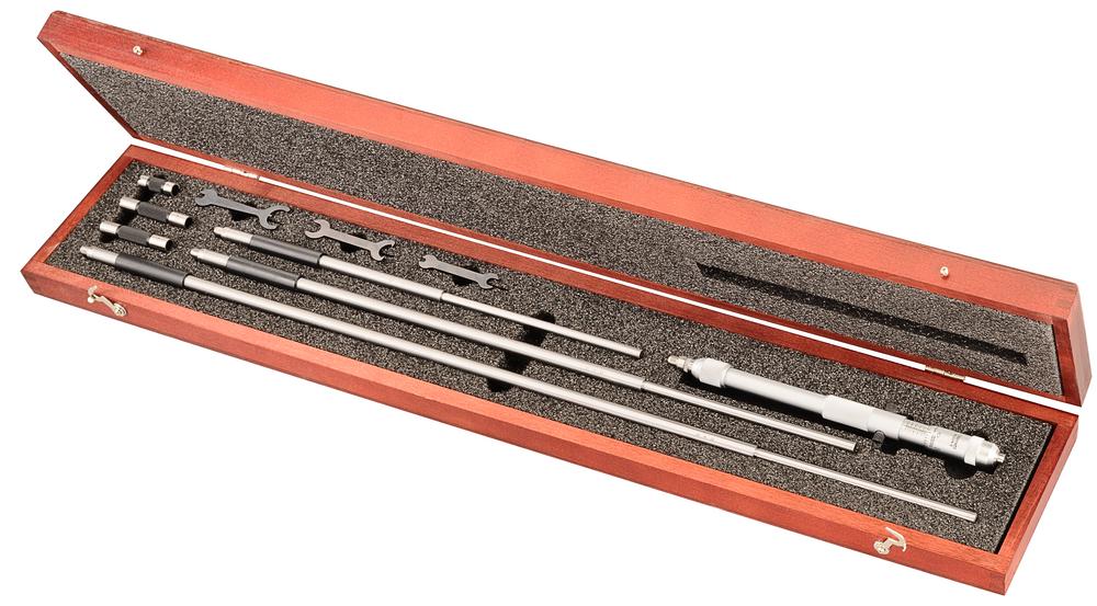 Solid-Rod Inside Micrometer Set With Case 8-32" Range .001"