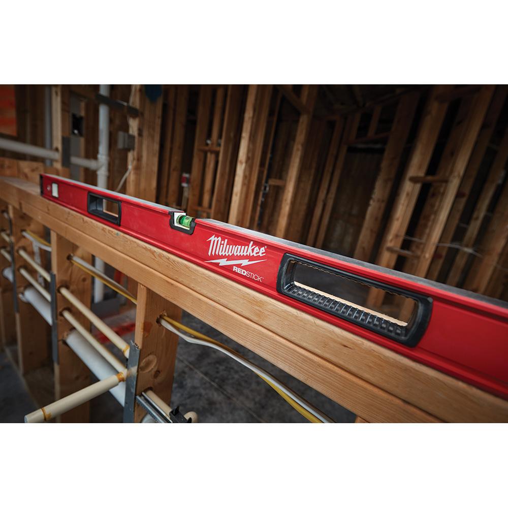 Niveaux de boîte Milwaukee REDSTICK