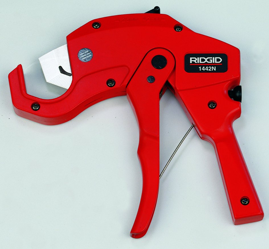 RC-2375 Ratchet Action Plastic Pipe & Tubing Cutter
