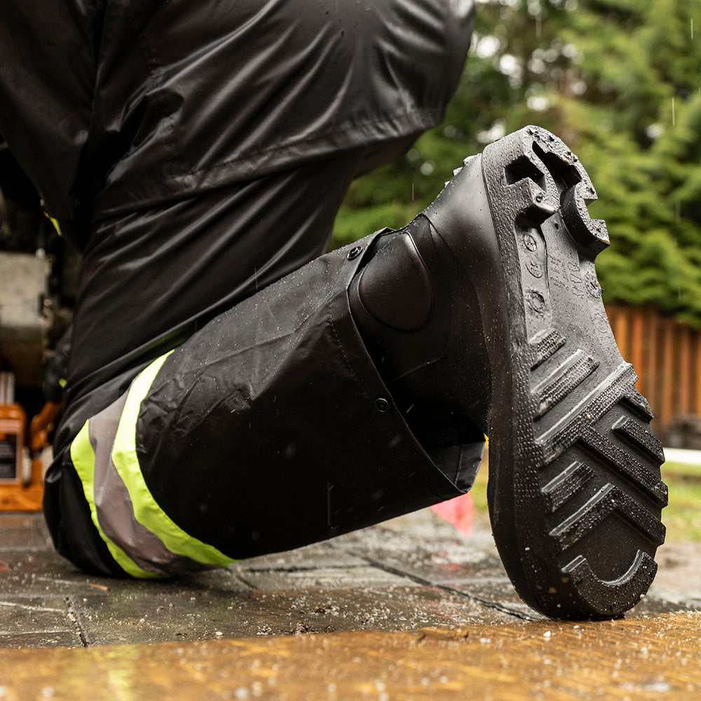 Bottes en PVC avec embout en acier et plaque, noires, SZ : 5