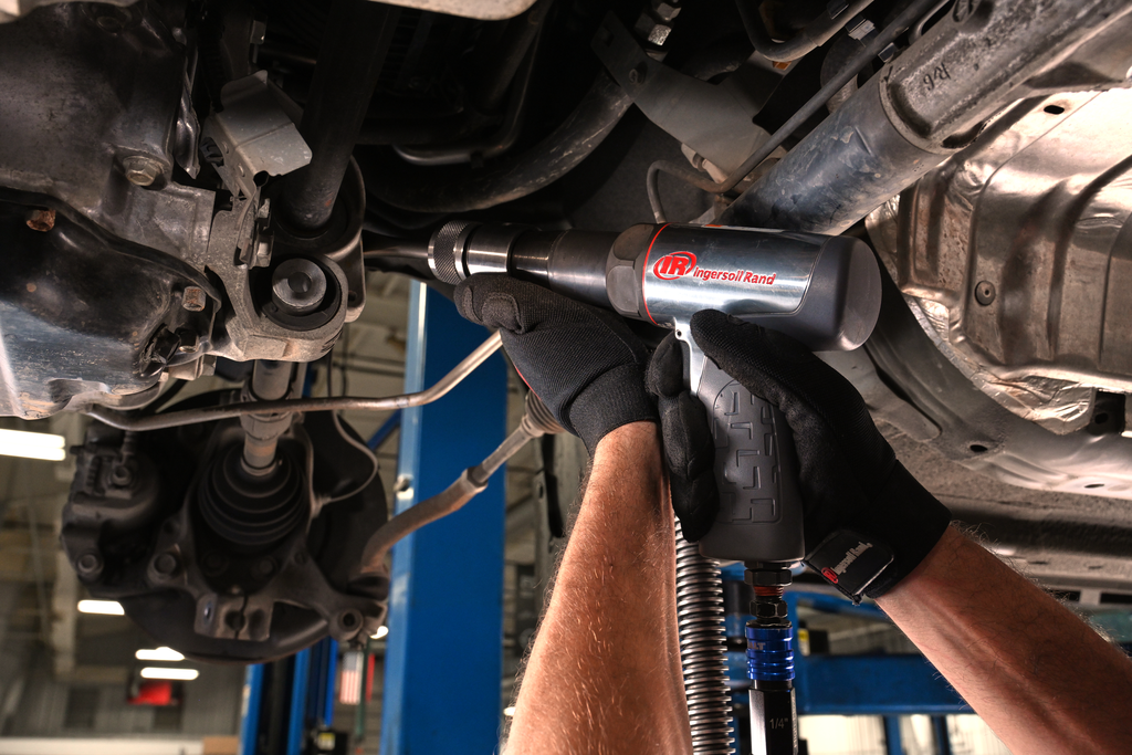 Vibration Reduced Long Barrel Air Hammer, 2530 BPM, 3-1/2" Stroke, Round Shank
