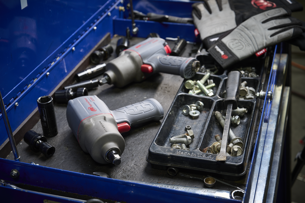 IQV40 Lithium-Ion 40V Charger - BC1160