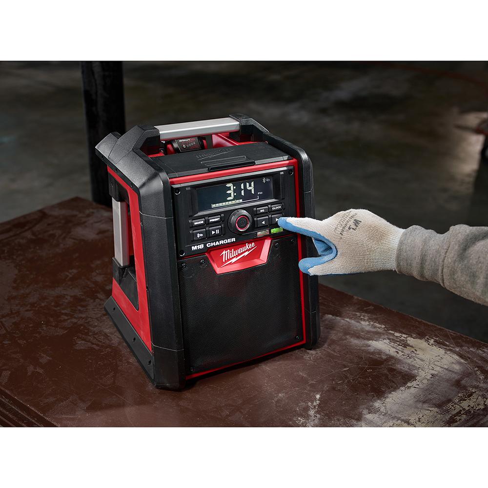 Radio/chargeur de chantier M18™