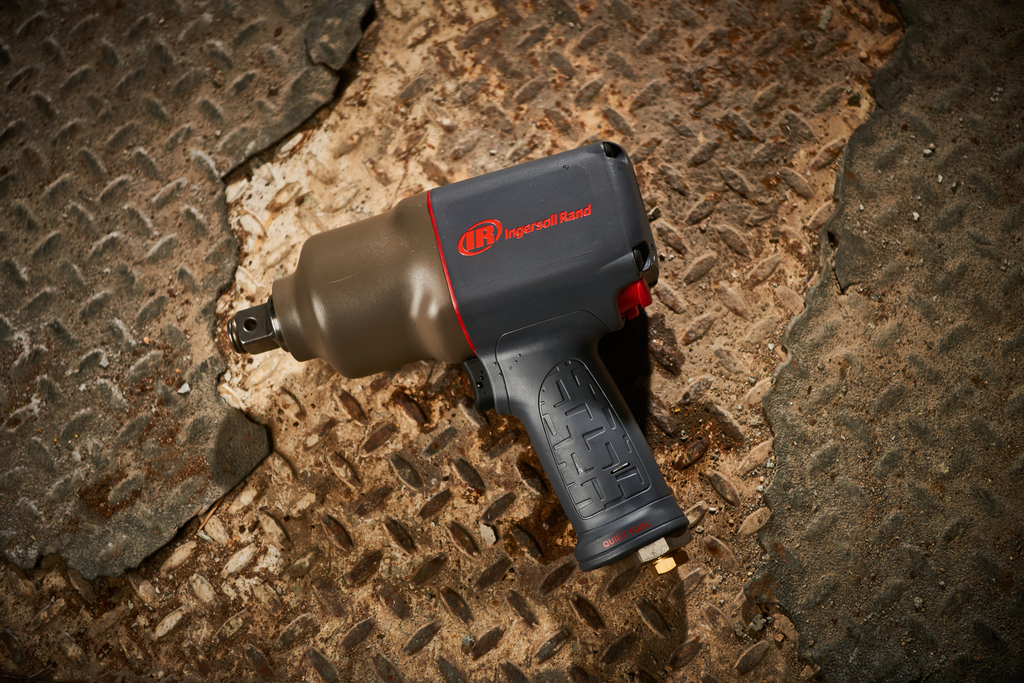3/4" Drive Air Impact Wrench Quiet 1700 Ft-Lbs Nut-Busting Torque Pistol Grip
