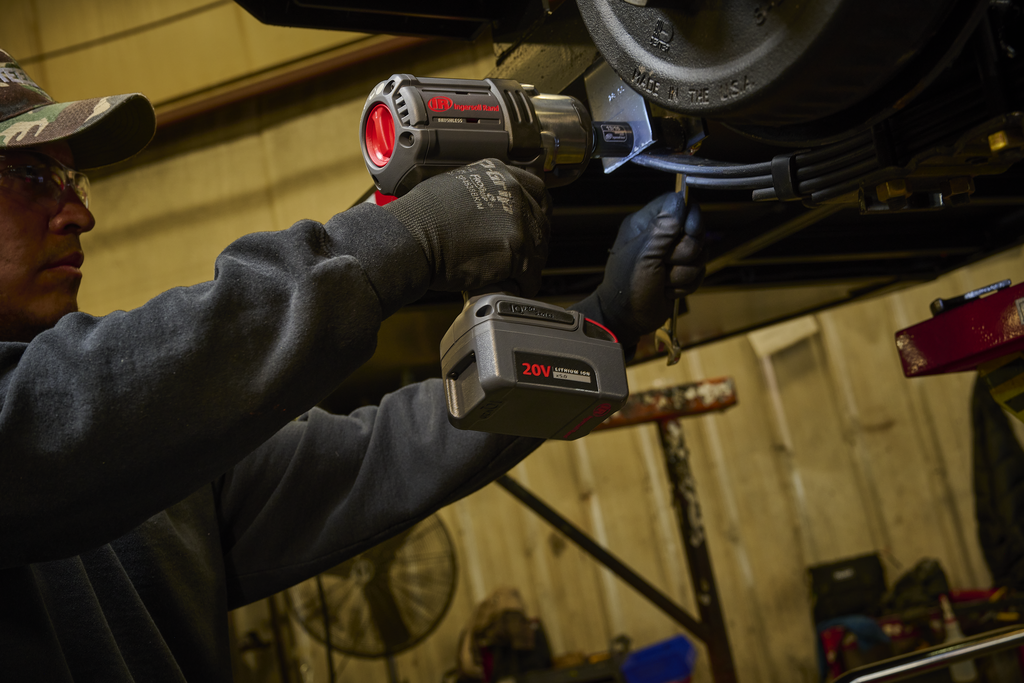 Cordless Impact Wrench Kit, 20V High Torque, 1/2 In, 1500 Ft-Lb, With 2 Batteries And Charger