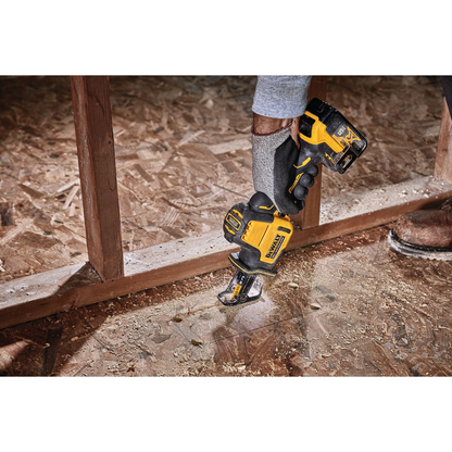 DEWALT ATOMIC 20V MAX* Cordless One-Handed Reciprocating Saw (Tool Only)