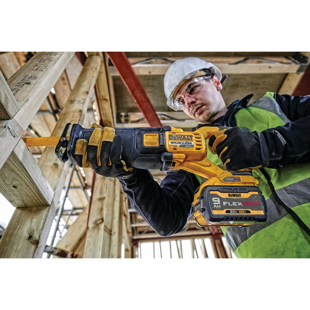 DEWALT FLEXVOLT 60V MAX* Brushless Cordless Reciprocating Saw Kit