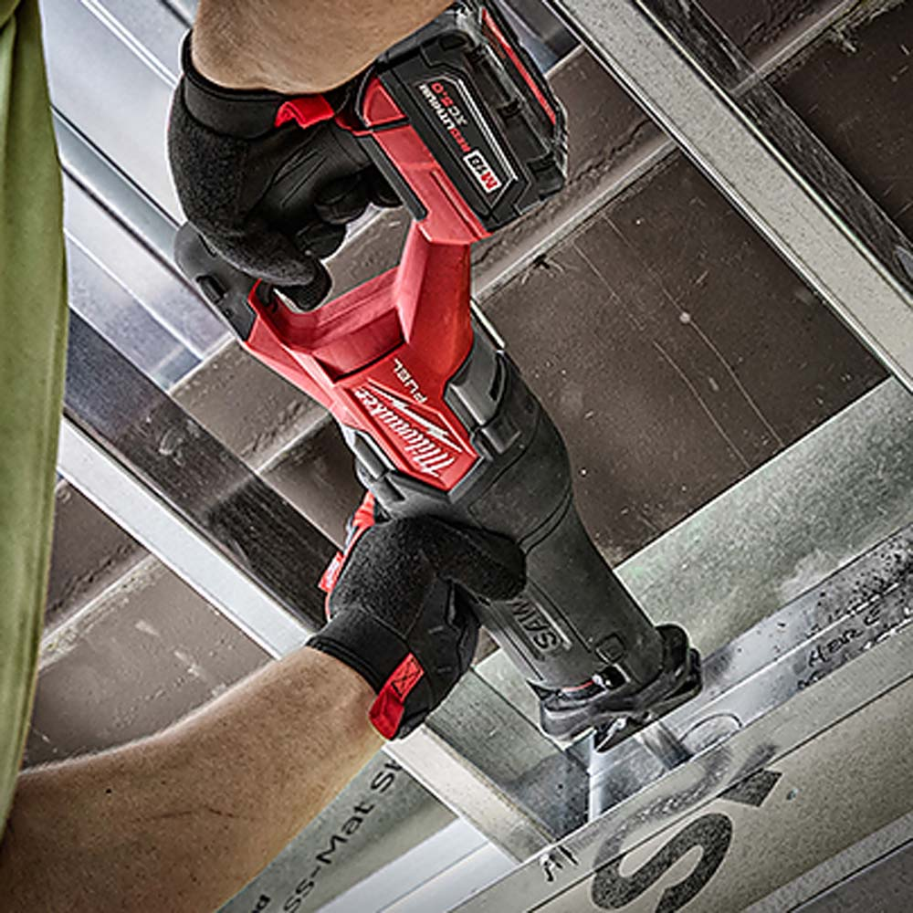 M18 FUEL™ SAWZALL® Recip Saw W/ ONE-KEY™ - 2 Battery XC5.0 Kit
