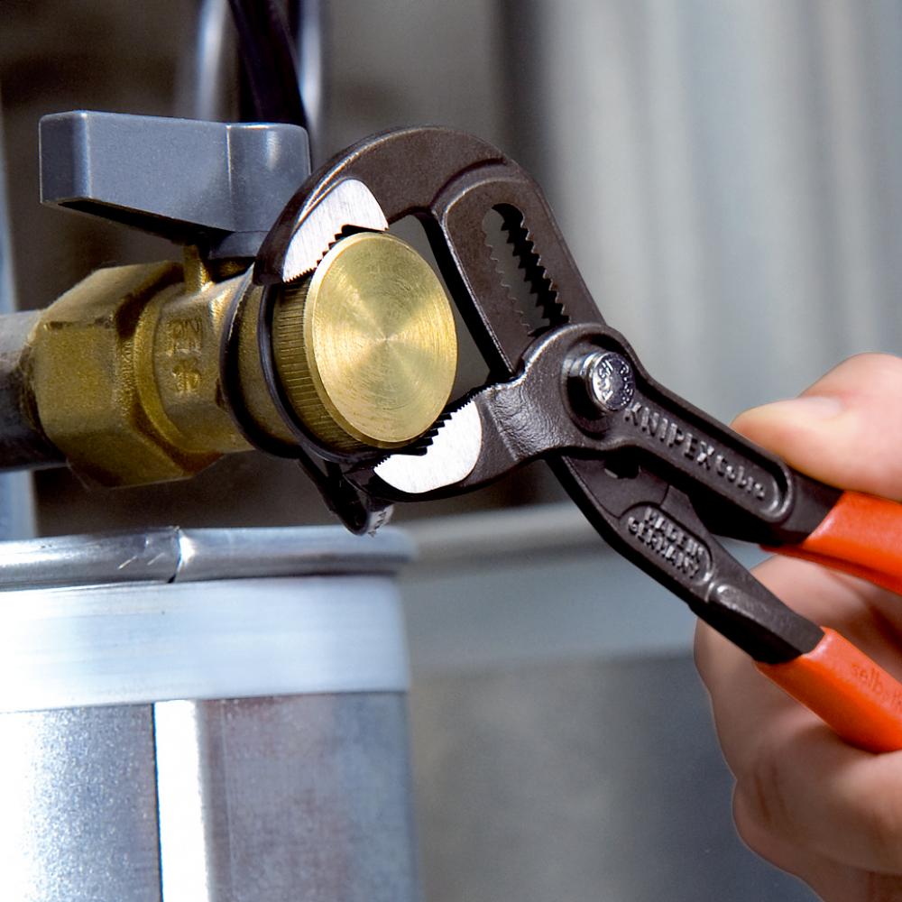 Cobra® Water Pump Pliers, 7-1/4in