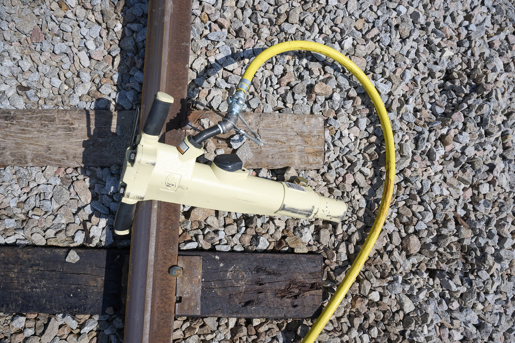 Spike Driver, 5.75 In Stroke, 1250 Bpm, 2.06 In Bore