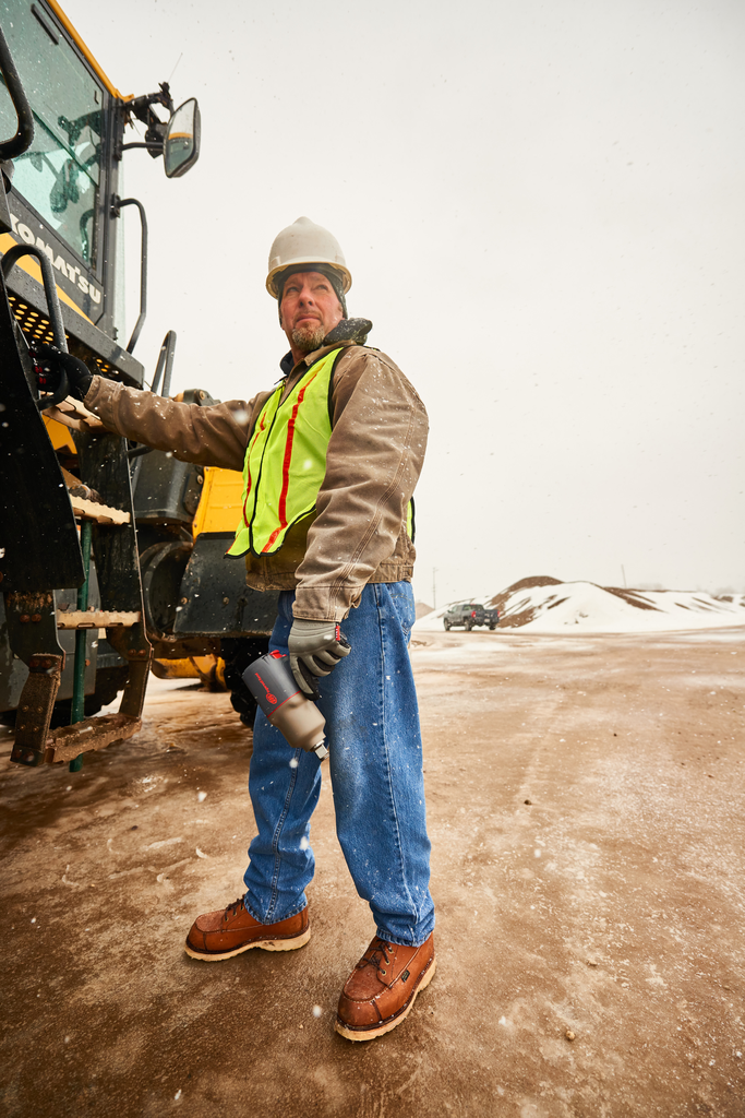 3/4" Drive Air Impact Wrench Quiet 1700 Ft-Lbs Nut-Busting Torque Pistol Grip