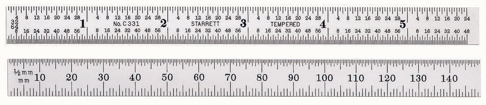 Règle en acier entièrement flexible de 150 mm - 5-3/4" Graduations en mm et en pouces 32e et 64e d'un côté Bords inversés en mm et 1/2 mm gradués à partir de la même extrémité