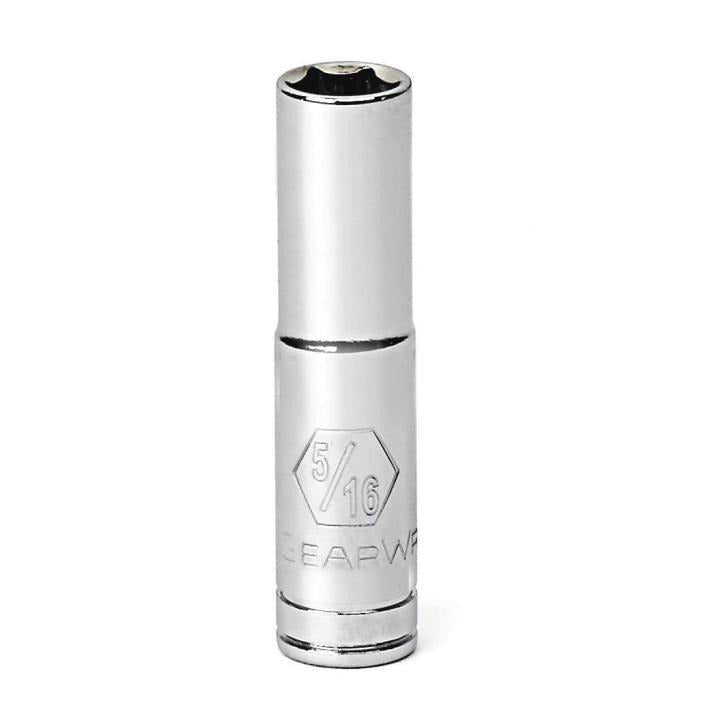Les douilles GEARWRENCH 1/4" sont fabriquées en acier allié pour une durabilité et une résistance maximales. Leur conception à chargement par angle réduit l'arrondi des fixations et leur ouverture chanfreinée facilite le guidage de la douille sur les