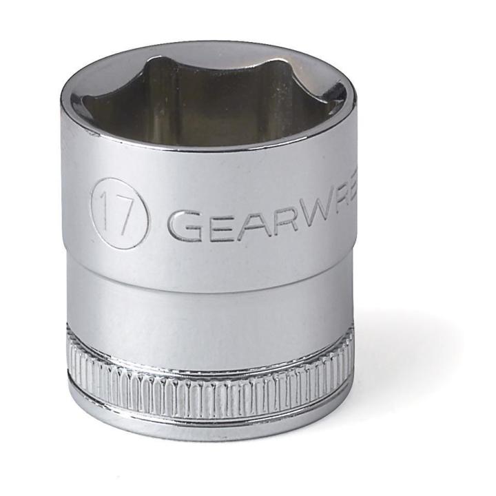 Les douilles GEARWRENCH à entraînement 3/8" sont fabriquées en acier allié pour une durabilité et une résistance maximales. Leur conception à chargement par angle réduit l'arrondissement des fixations et leur ouverture chanfreinée facilite le guidage