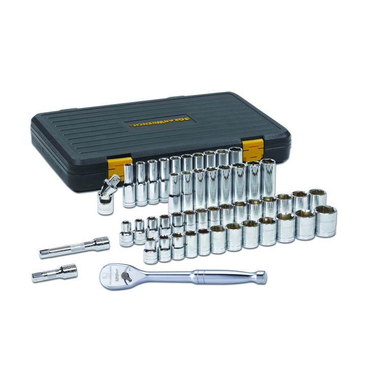 Les outils de mécanicien GEARWRENCH ont été conçus pour les professionnels afin d'optimiser leur productivité, leur accessibilité et leur robustesse. Les cliquets et douilles 120 dents sont fabriqués en alliage d'acier de première qualité et bénéfici