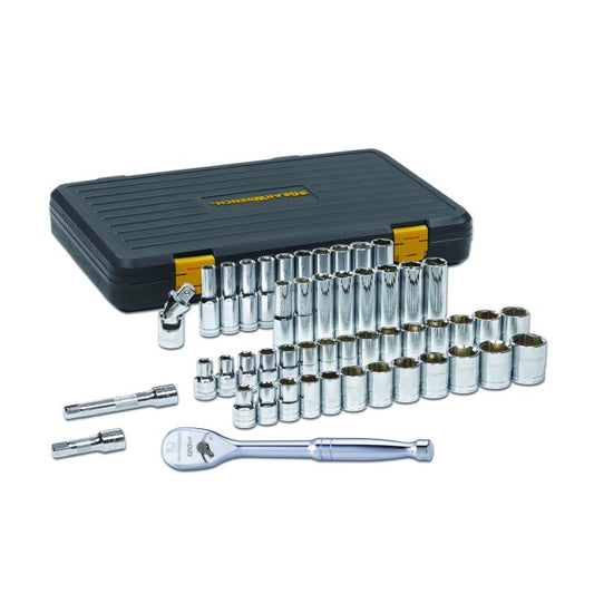 Les outils de mécanicien GEARWRENCH ont été conçus pour les professionnels afin d'optimiser leur productivité, leur accessibilité et leur robustesse. Les cliquets et douilles 120 dents sont fabriqués en alliage d'acier de première qualité et bénéfici
