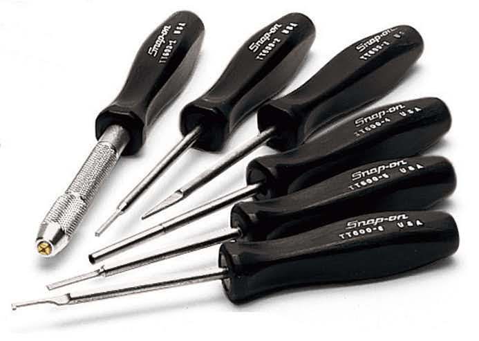 Kit d'outils pour bornes 6 pièces