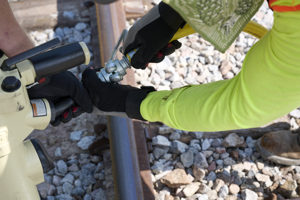 Spike Driver, 5.75 In Stroke, 1250 Bpm, 2.06 In Bore