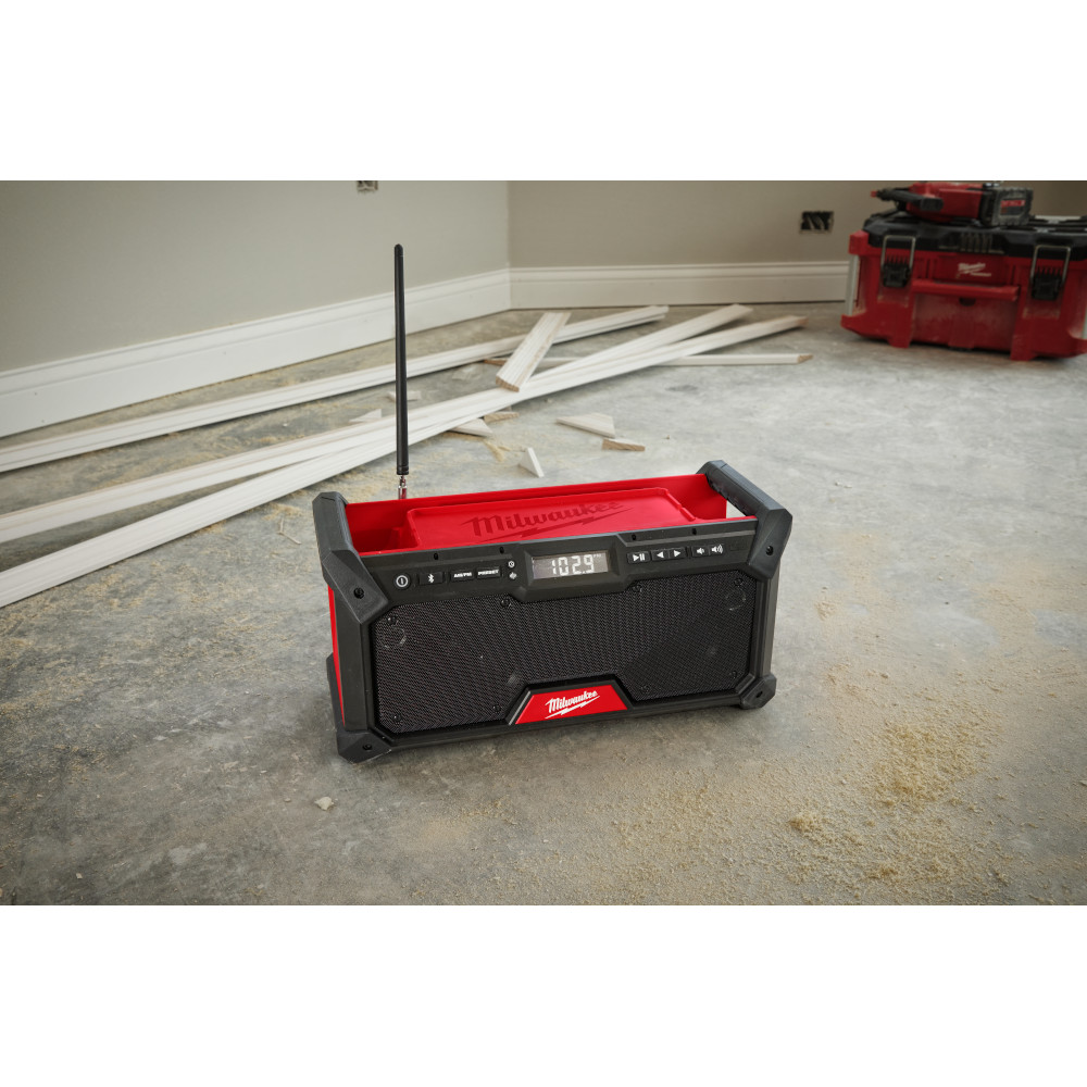 M18 Bluetooth Jobsite Radio