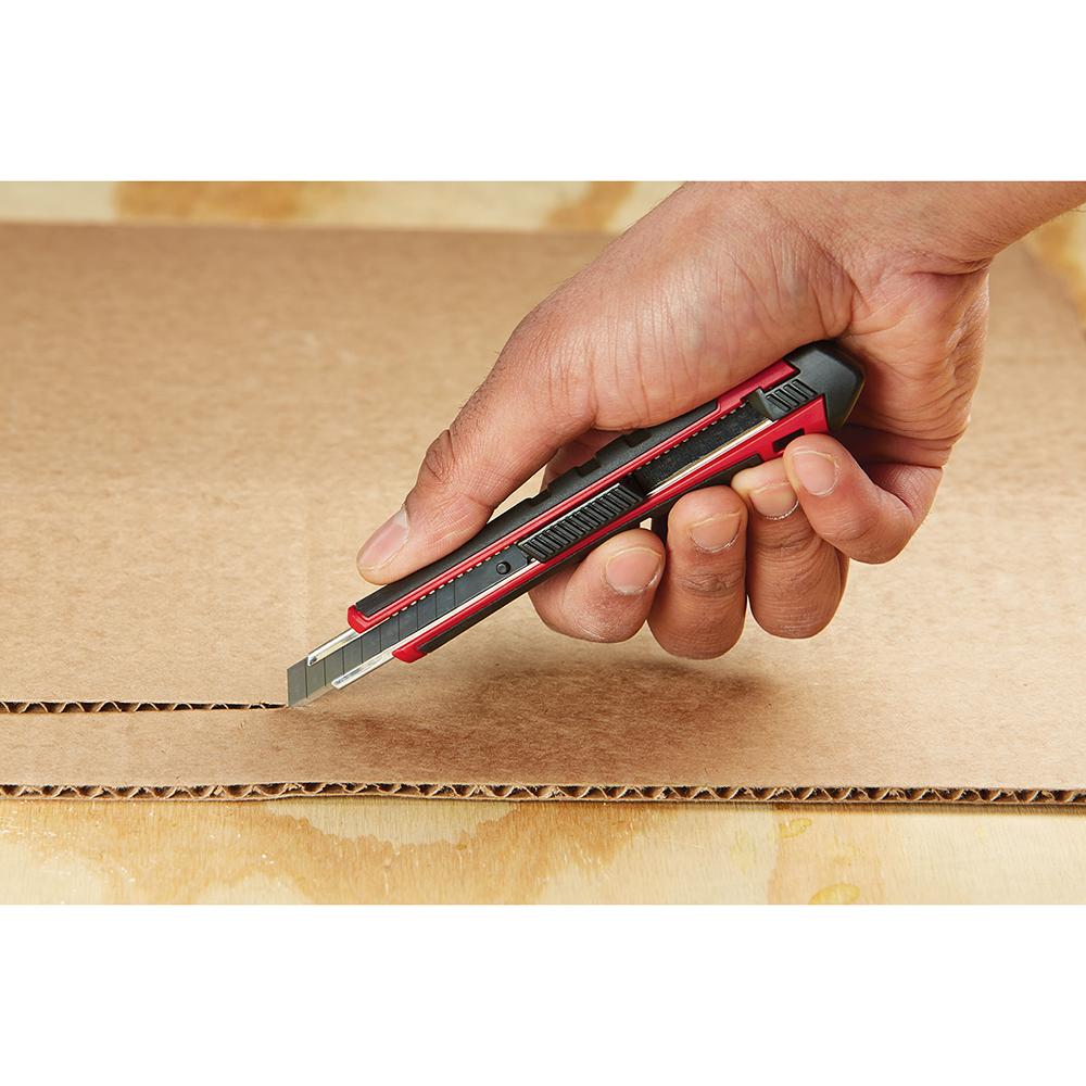 9 mm Snap-Off Knife for Detail Cutting