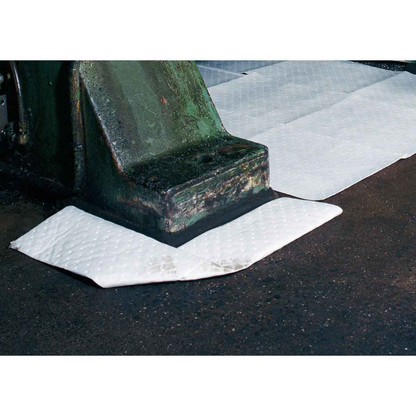 SPC Oil Only Absorbent Pads 15x19in Light Weight, 200/pk