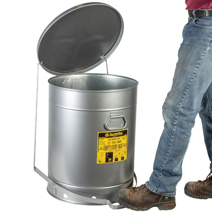 21 Gallon Oily Waste Can Hands-Free Self-Closing Cover SoundGard™ Silver 09704