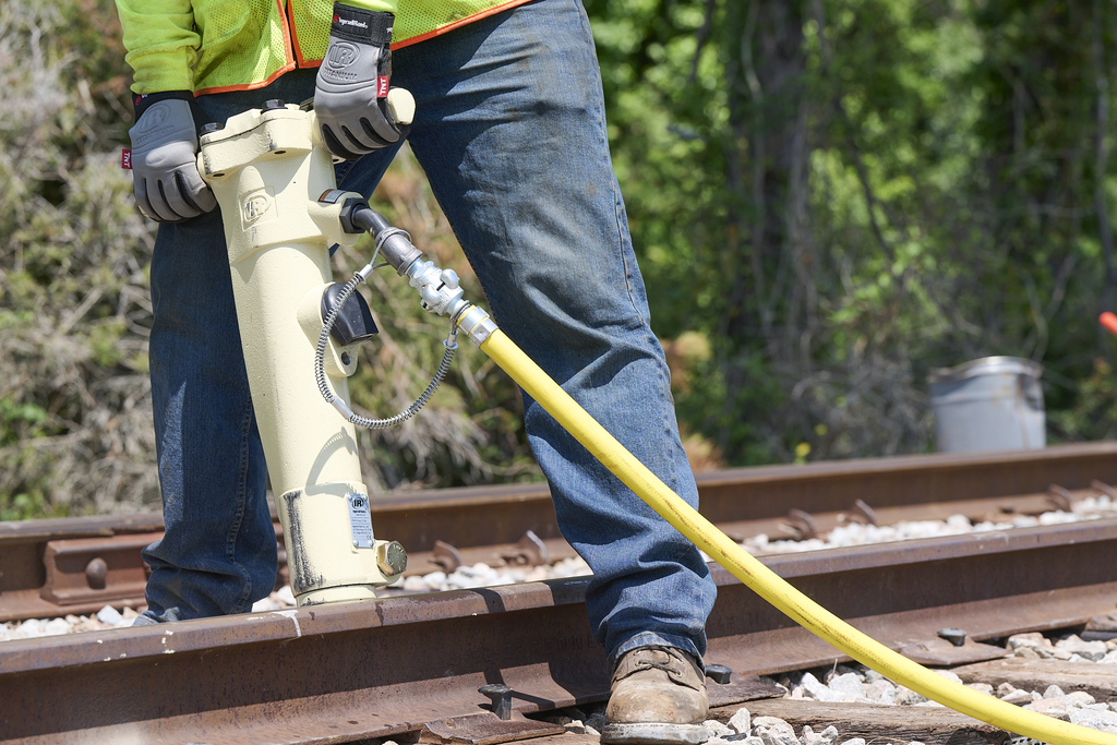 Spike Driver, 5.75 In Stroke, 1250 Bpm, 2.06 In Bore