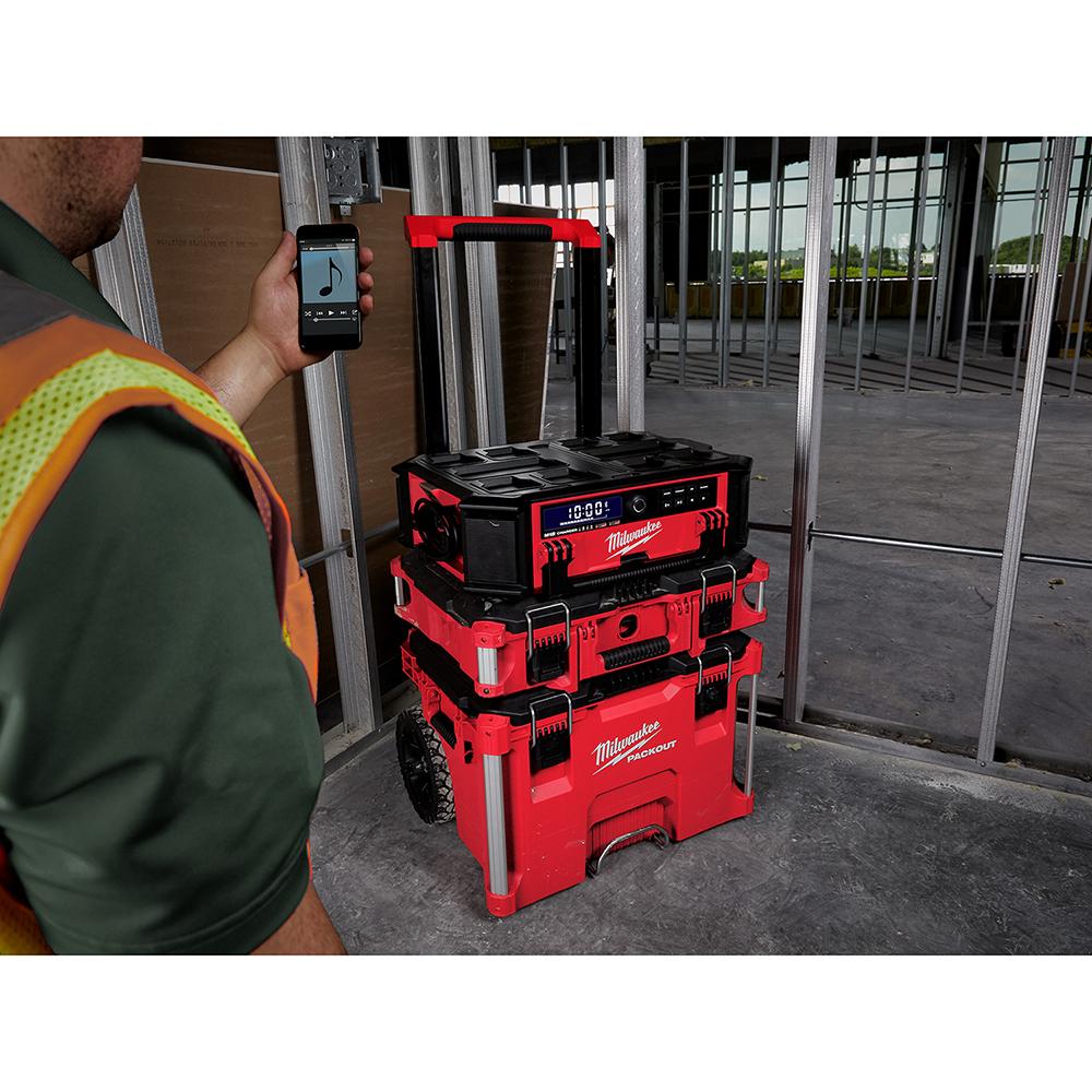 M18™ PACKOUT Radio + Chargeur