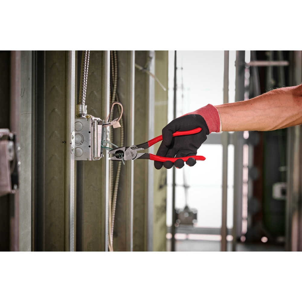 9" Lineman's Dipped Grip Pliers